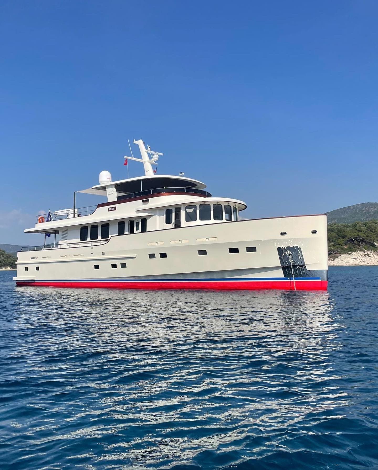 Mina Anchored
