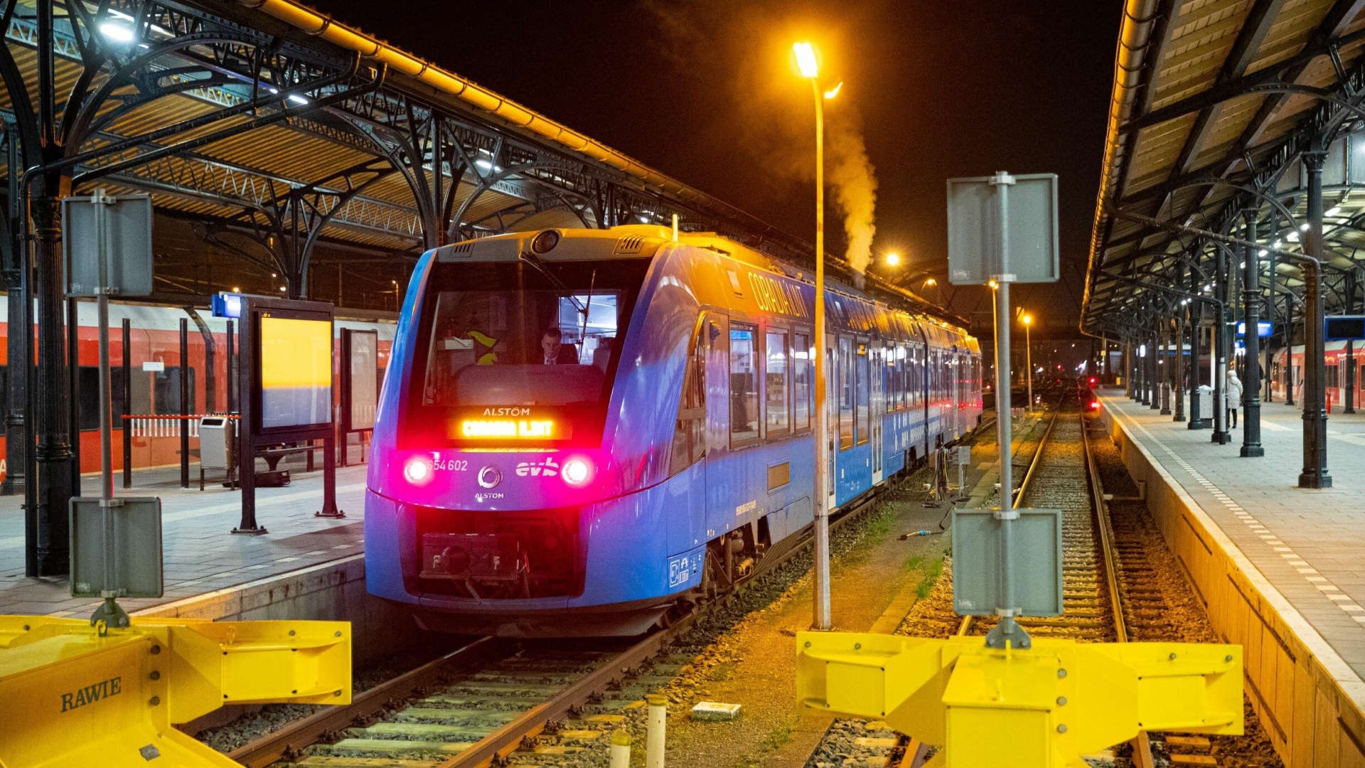 Cummins' technology is helping to power the world's first hydrogen powered passenger train. (Photo copyright Alstom/Reme Frampe))