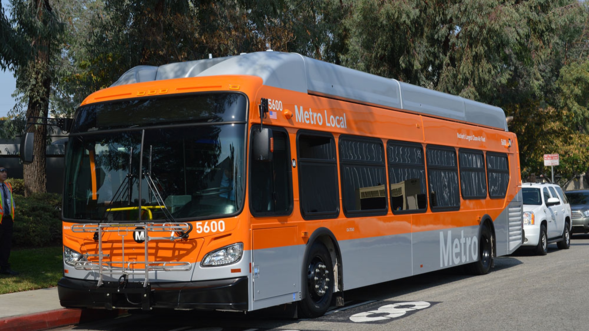 The Metro system in Los Angeles is updating its natural gas fleet with near zero emission engines from Cummins Westport (Image courtesy of Metro. © 2018 LACMTA) LA Metro natural gas bus