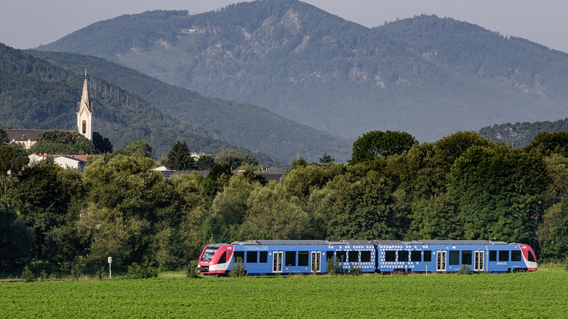 Cummins-powered hydrogen fuel cell trains heading further down the track in Austria