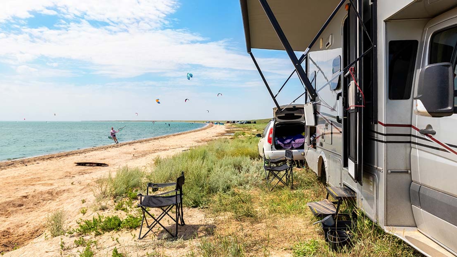 Stay road ready year-round. Maximize every mile with Cummins’ Coach Care™