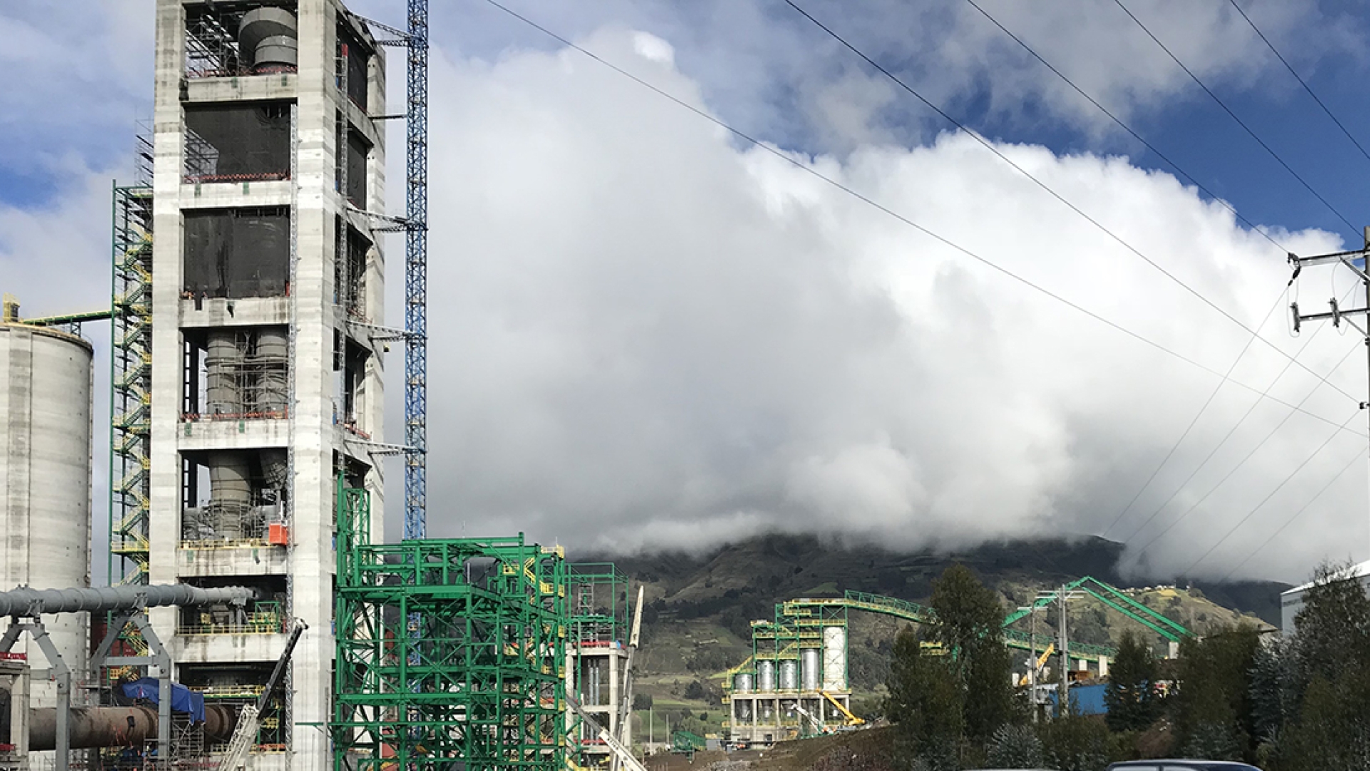 Cummins global footprint came to light in the UCEM Chimborazo project, with the sale made by Cummins Spain and installation and commissioning carried out in Ecuador. 