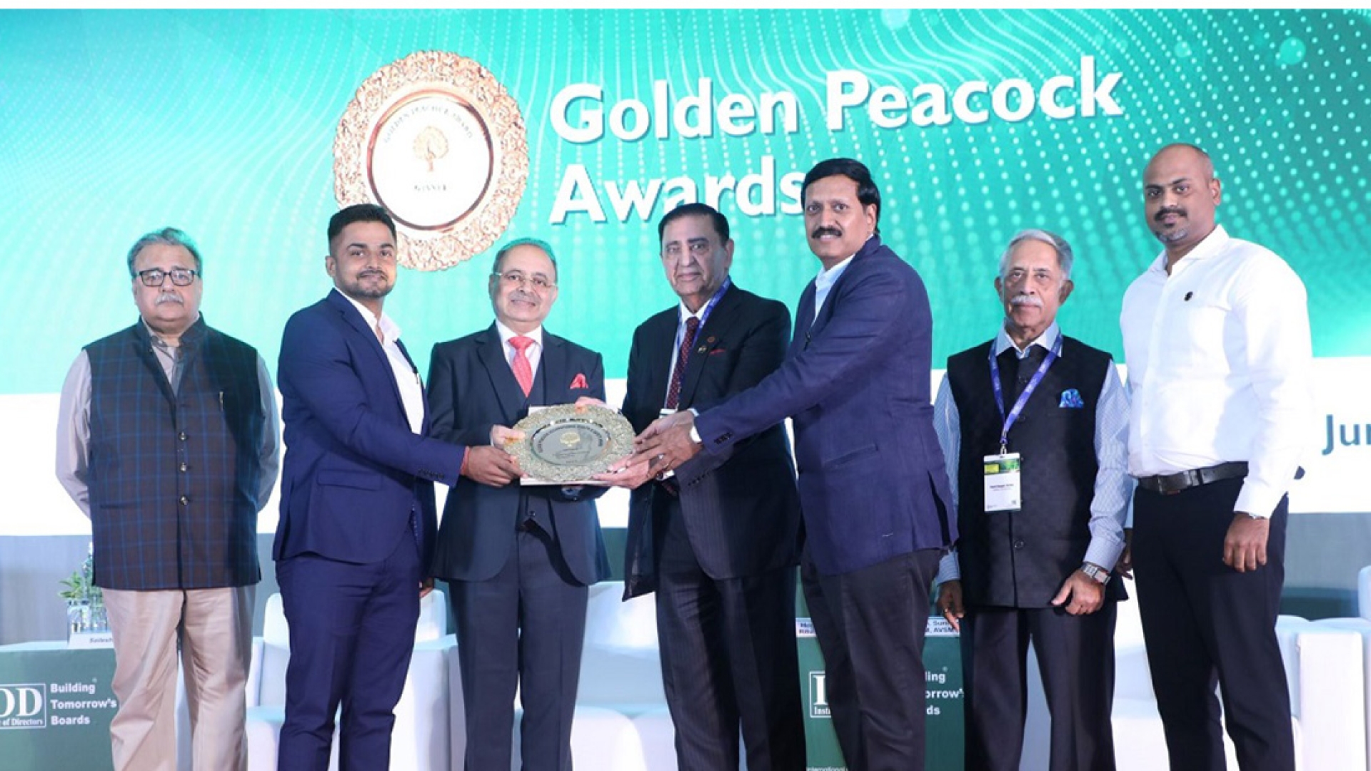 Cummins India receiving award