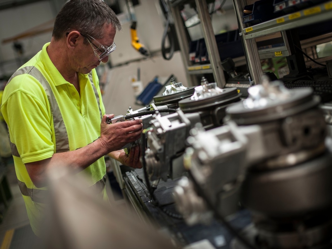 Cummins Recon technician